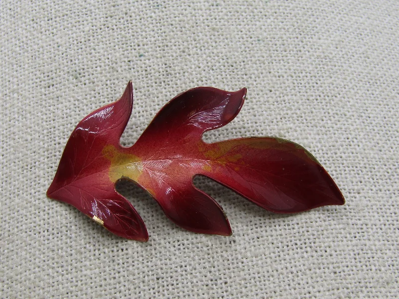 Designer brooch-Vintage Enamel Oak Leaf Brooch, 1960's, 2.5", Reds and Gold