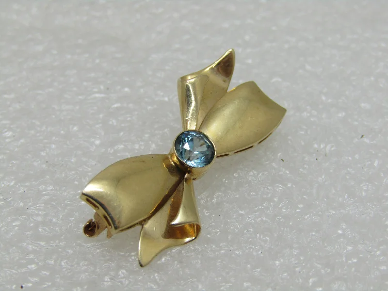 Colorful enamel brooch-Vintage 14kt Aquamarine Bow Brooch, Appx. 40 ctw, Locking C Clasp, 1940's, 2.56gr