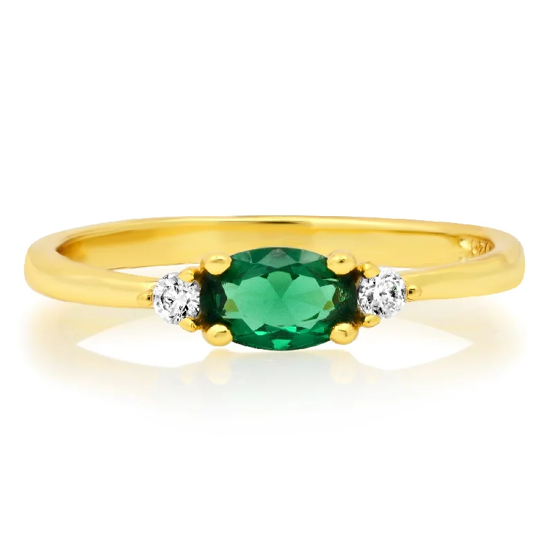 Custom engraving rings for meaningful gifts -GREEN OVAL RING, GOLD