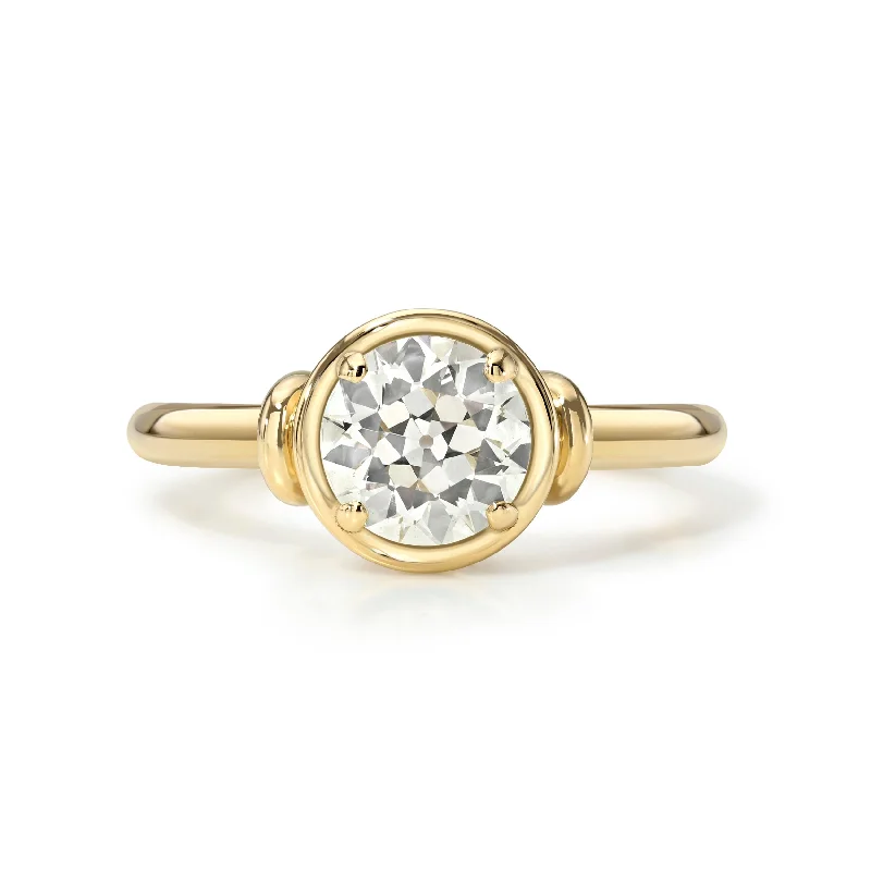 Fashionable statement rings with rhinestones -MARGARETTE