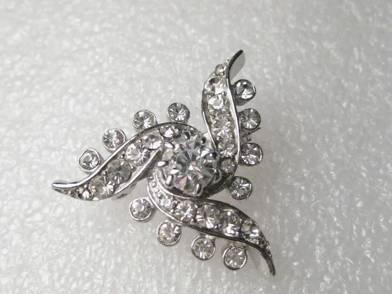 Vintage-style brooch-Vintage Art Deco Themed Rhinestone Brooch - Clear stones, Silvertone