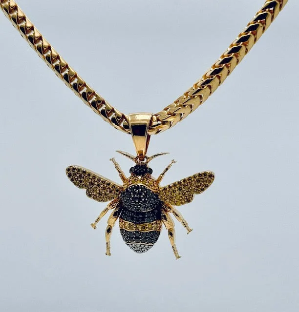 Gold statement necklaces for fashionable outfits -Queen Bee Pendant Necklace