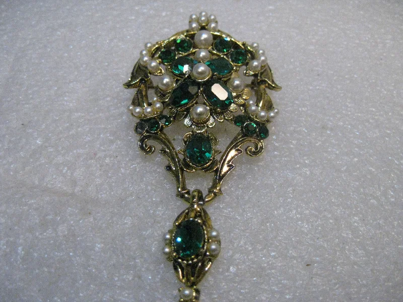 Brooch with animal design-Vintage Faux Emerald/Pearl Brooch, Drop/Dangle, 3-1/8" long, Gold Tone