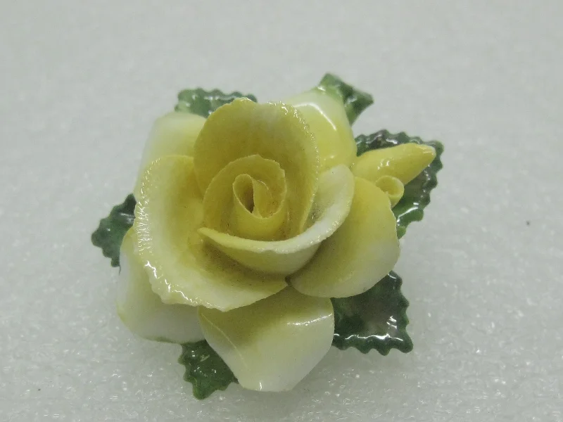 Brooch with gemstone-Vintage Crown Porcelain Yellow Rose Brooch, Staffordshire, England, 1960's. 1.75"