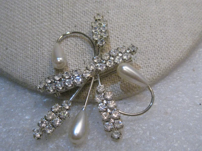 Butterfly brooch-Vintage Art Deco Brooch, Rhinestone & Faux Pearl, Spiral, 2.25", 1960's, Silver Tone